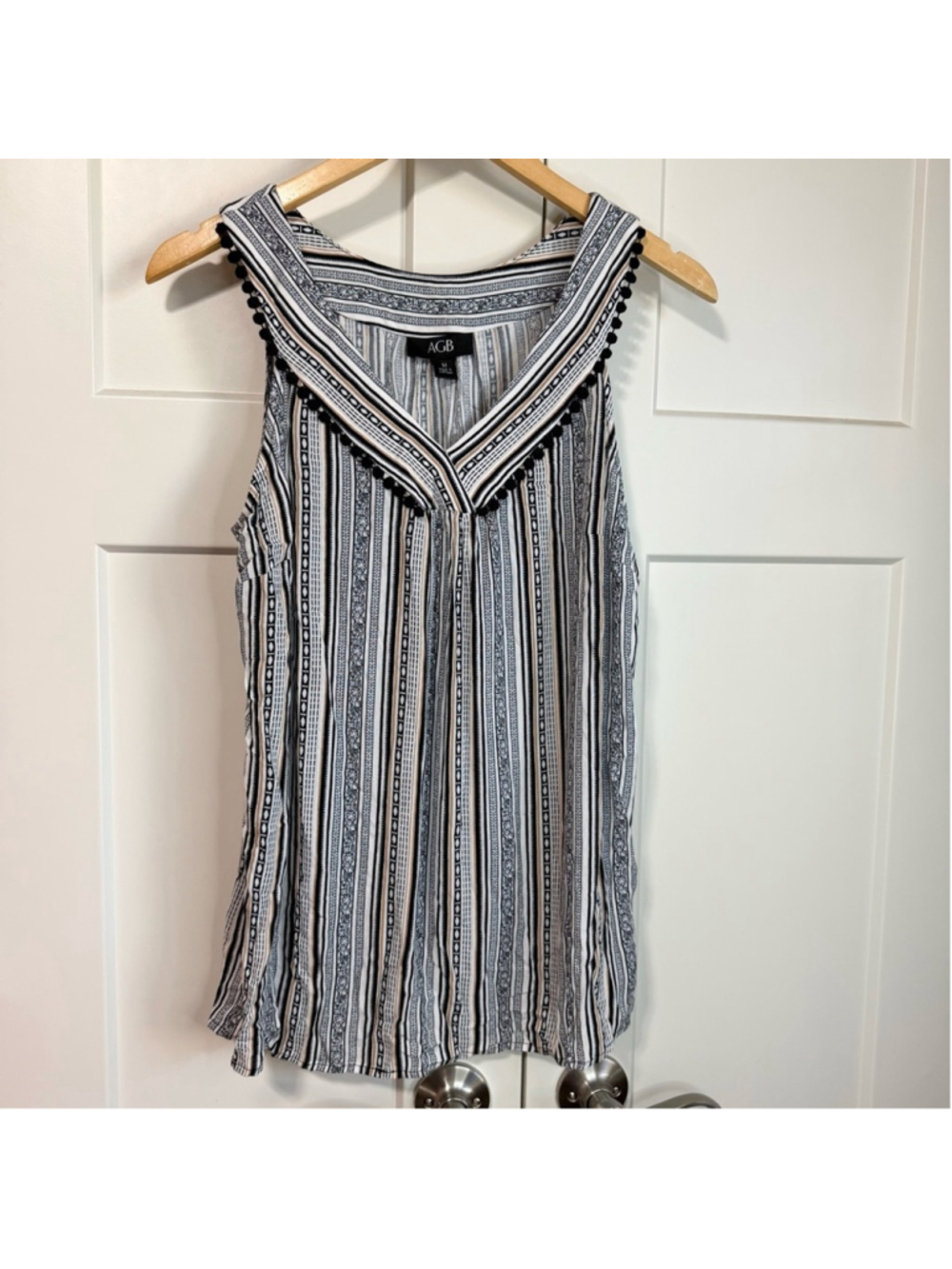 AGB Black White Striped V-Neck Sleeveless Blouse Medium Pom Pom Trim NWT